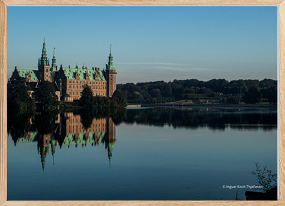 Mirror Castle